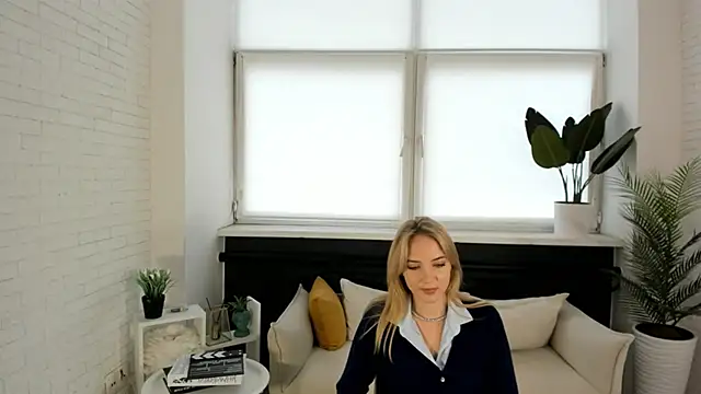 RanaeLaine online show from September 27, 5:23 am