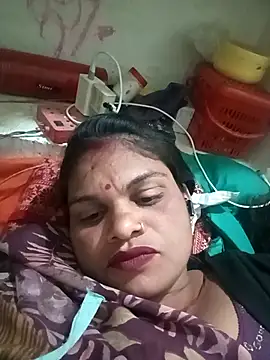 Snapshot of SHMA-77 chatting on February 15, 3:31 pm SHMA-77 online show from February 15, 3:31 pm