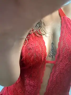 AlinemariaX online show from November 20, 10:31 pm