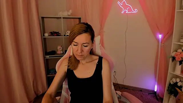 DonnaSmitth online show from December 2, 11:48 am