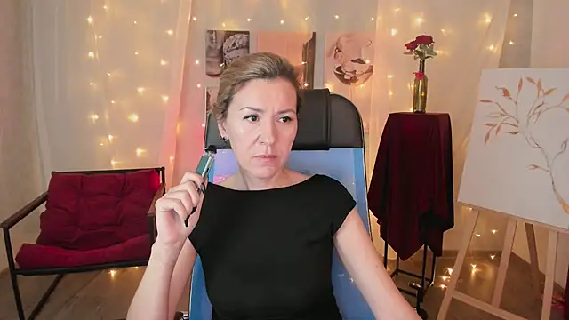 Snapshot of DonnaSmitth chatting on February 28, 2:34 am DonnaSmitth online show from February 28, 2:34 am