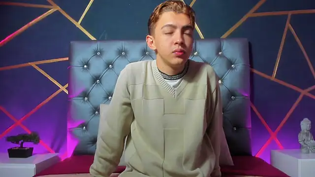 Snapshot of Lian_Miller1_ chatting on October 30, 12:28 pm Lian Miller1 online show from October 30, 12:28 pm