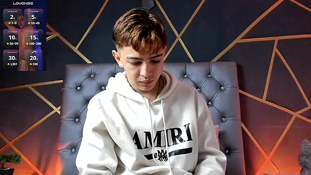 Snapshot of Lian_Miller1_ chatting on November 12, 12:16 pm Lian Miller1 online show from November 12, 12:16 pm