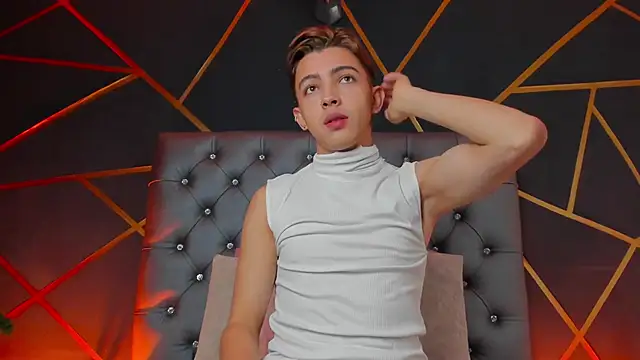 Snapshot of Lian_Miller1_ chatting on November 15, 12:45 pm Lian Miller1 online show from November 15, 12:45 pm