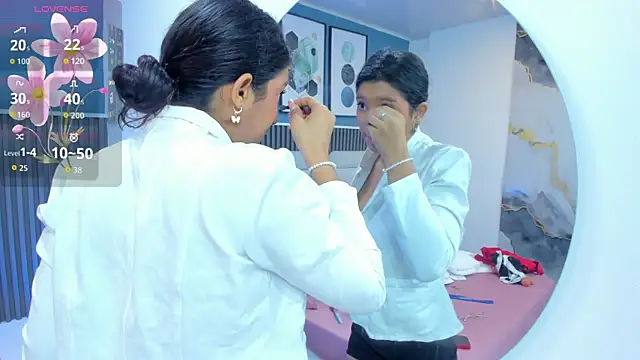 liz  cute online show from December 18, 11:49 am