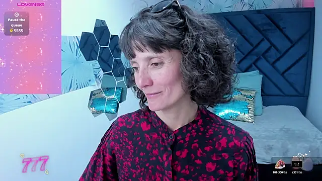 Snapshot of Valery_More__ chatting on April 11, 3:16 pm Valery More online show from April 11, 3:16 pm