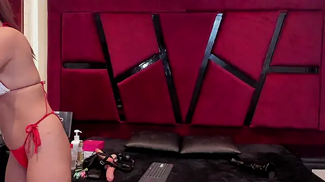 Snapshot of AmbarMonroe chatting on November 21, 11:31 am AmbarMonroe online show from November 21, 11:31 am