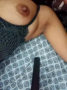 Snapshot of Meenu_rani6 chatting on October 10, 10:53 pm Meenu rani6 online show from October 10, 10:53 pm