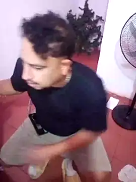 Snapshot of Tequilamaster chatting on December 3, 9:13 pm Tequilamaster online show from December 3, 9:13 pm