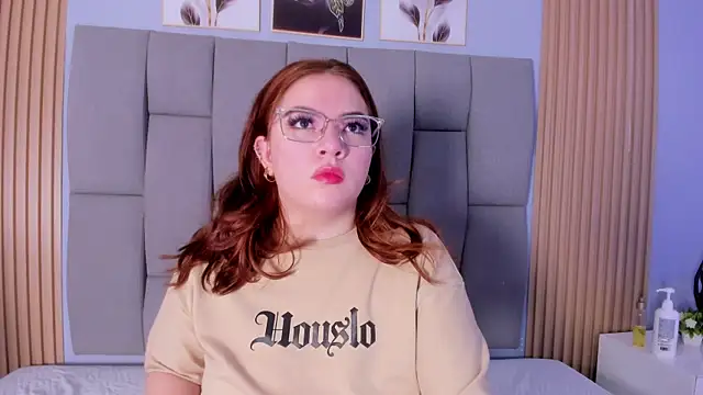 Kandyfrees  online show from January 16, 11:47 am