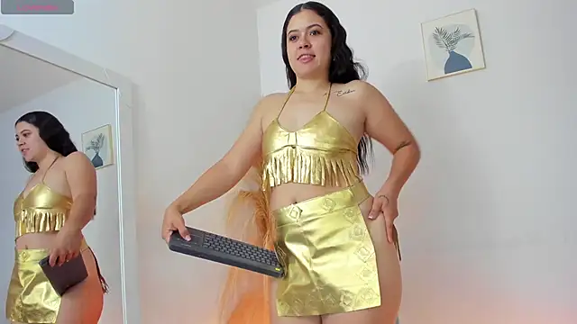 Luna  699 online show from October 24, 11:06 am