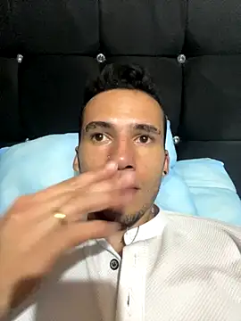 wiland hot23 online show from October 2, 5:14 am