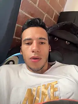 wiland hot23 online show from October 4, 3:43 pm