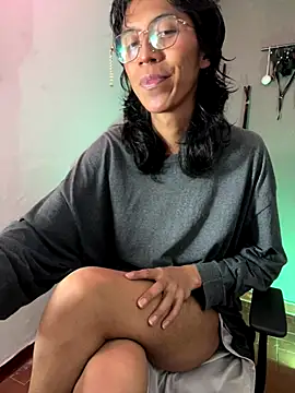 MadamLeRouge online show from November 6, 10:32 pm