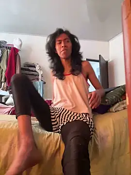 MadamLeRouge online show from June 22, 2:58 pm