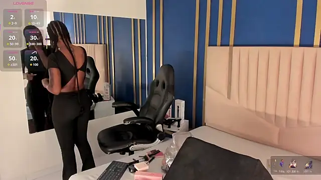 AmaraFierce online show from January 14, 7:30 pm