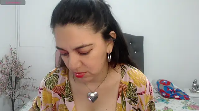 astrolover  online show from October 30, 2:57 am