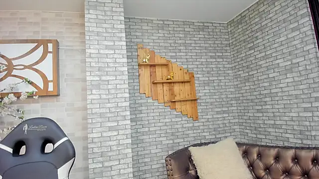 Alisonn Doll online show from November 15, 12:13 pm