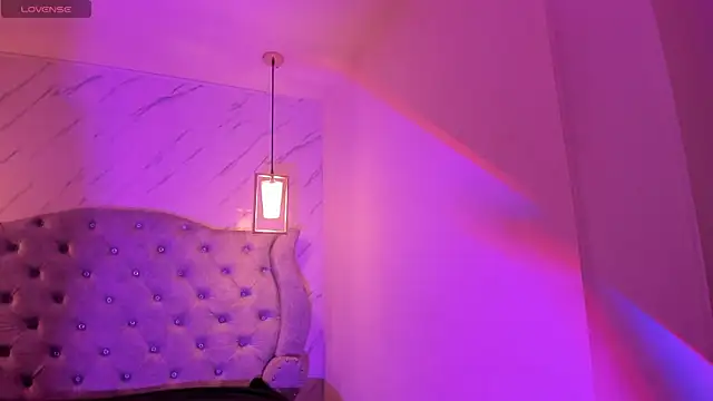 Iris  77 online show from October 2, 6:59 pm