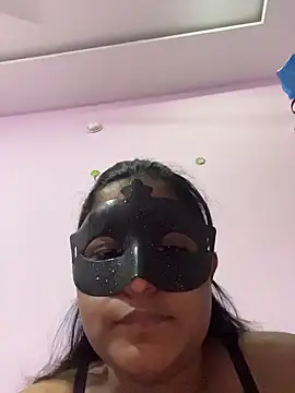 Snapshot of TeluguIshu_teen20 chatting on February 25, 10:47 am TeluguIshu teen20 online show from February 25, 10:47 am