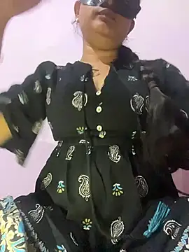 Snapshot of TeluguIshu_teen20 chatting on February 28, 7:04 pm TeluguIshu teen20 online show from February 28, 7:04 pm