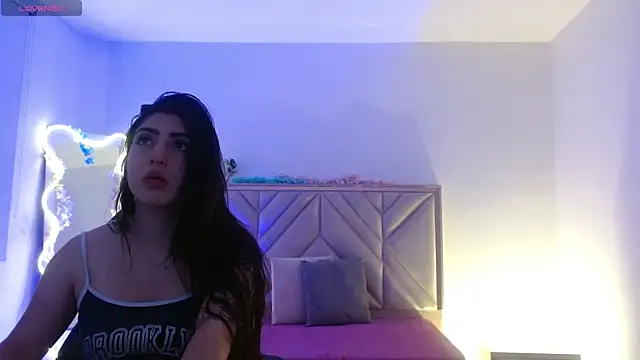 Ixchel tay online show from November 23, 4:01 am