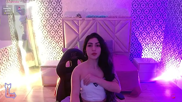 Ixchel tay online show from January 18, 3:32 am