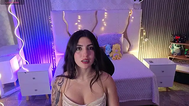 Snapshot of Ixchel_tay chatting on April 5, 3:26 am Ixchel tay online show from April 5, 3:26 am
