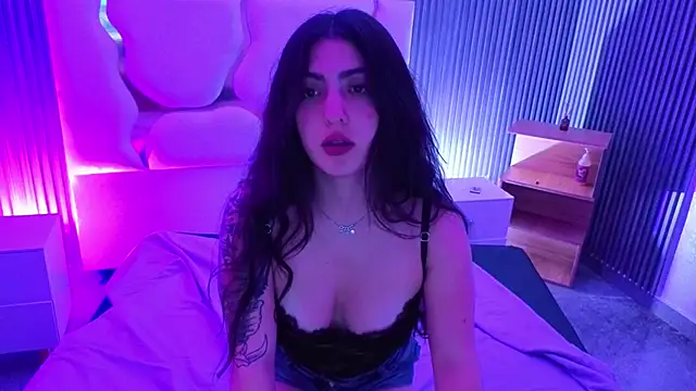 Snapshot of Ixchel_tay chatting on June 17, 5:32 am Ixchel tay online show from June 17, 5:32 am