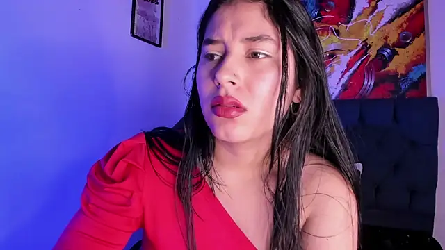 Snapshot of violet_blaze chatting on November 10, 11:09 am violet blaze online show from November 10, 11:09 am