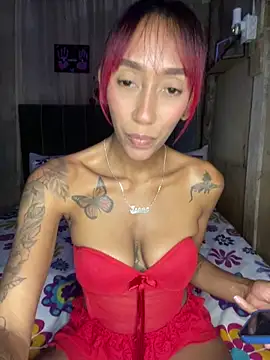 Snapshot of Zasha_Romero chatting on November 20, 4:23 am Zasha Romero online show from November 20, 4:23 am