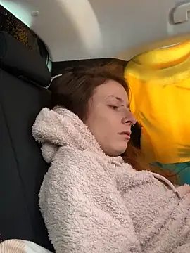 GoldenPussy1329 online show from November 20, 11:43 am