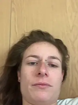 GoldenPussy1329 online show from March 24, 12:32 pm