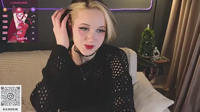 luna son online show from January 12, 9:09 pm