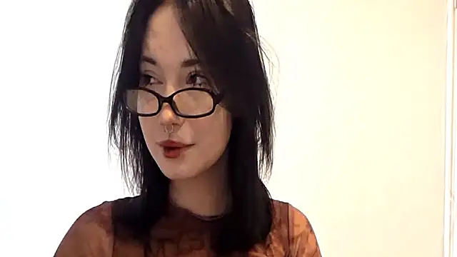 Snapshot of Beeping_Creature chatting on February 28, 10:27 am Beeping Creature online show from February 28, 10:27 am