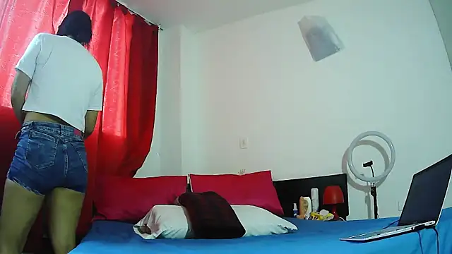 Snapshot of MissAsly chatting on November 16, 4:34 pm MissAsly online show from November 16, 4:34 pm