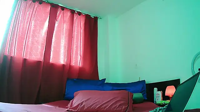 Snapshot of MissAsly chatting on November 30, 3:16 pm MissAsly online show from November 30, 3:16 pm