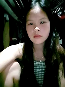Snapshot of Tuelam_xx chatting on October 2, 7:59 am Tuelam xx online show from October 2, 7:59 am