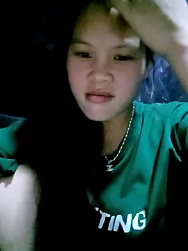 Snapshot of Tuelam_xx chatting on October 7, 1:30 pm Tuelam xx online show from October 7, 1:30 pm