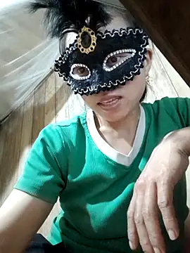 Tuyet xx online show from October 5, 2:04 pm