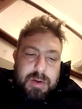 Snapshot of Apollio12filo chatting on March 3, 12:06 am Apollio12filo online show from March 3, 12:06 am