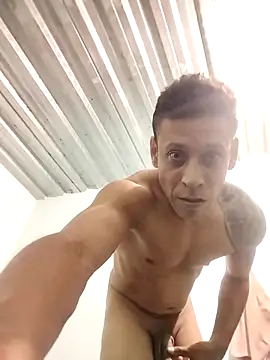 Snapshot of Dani156y chatting on October 6, 7:28 am Dani156y online show from October 6, 7:28 am