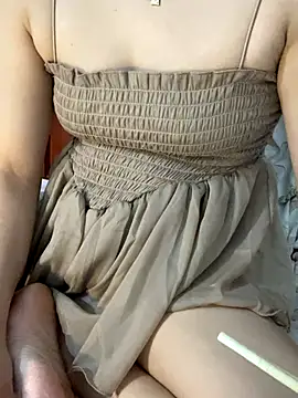 lee ly online show from October 13, 6:24 am