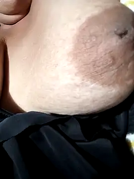 Hotmommax online show from February 13, 8:16 pm