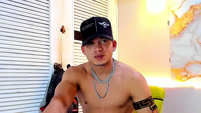 daniscot online show from November 6, 4:02 am