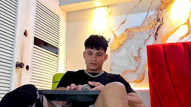 daniscot online show from November 25, 3:50 am