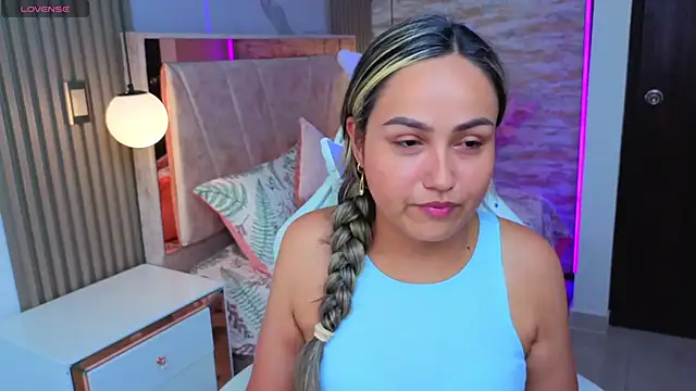 lila cute1 online show from November 4, 6:40 pm