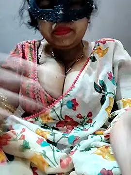 Snapshot of Hot__bhabhi_99 chatting on April 9, 3:06 am Hot bhabhi 99 online show from April 9, 3:06 am