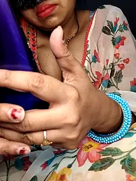 Snapshot of Hot__bhabhi_99 chatting on May 12, 3:58 am Hot bhabhi 99 online show from May 12, 3:58 am
