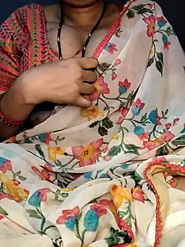 Hot  bhabhi 99 online show from July 9, 6:28 am